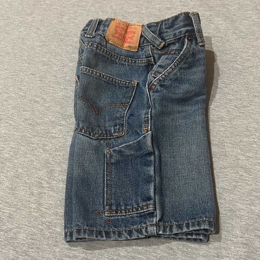 Levi’s Jean shorts Size 6 Reg